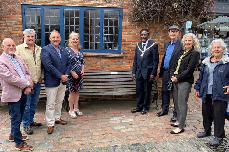 Sir Ray Lady Tindle Farnham bench