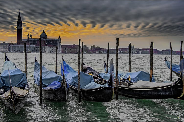 Anthony Wiltshire_Sunrise Venice_Advanced