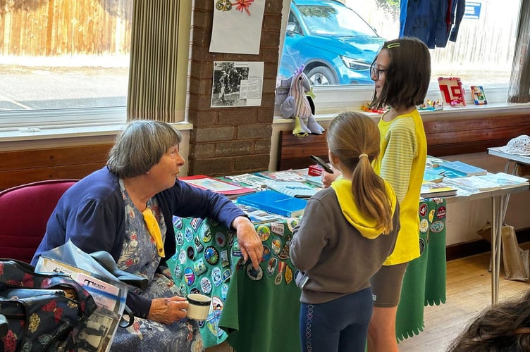 Kathleen Shipley sharing her memories with current Brownies