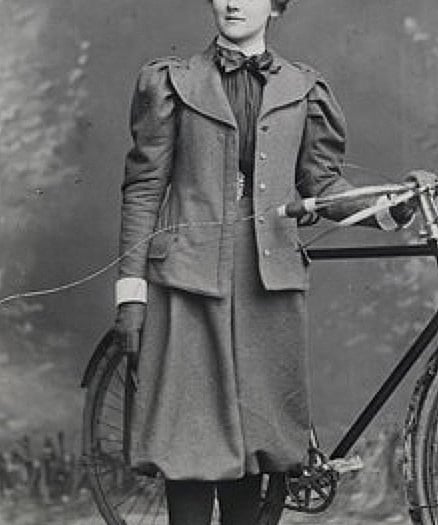 Crazy for cycling over 100 years ago 