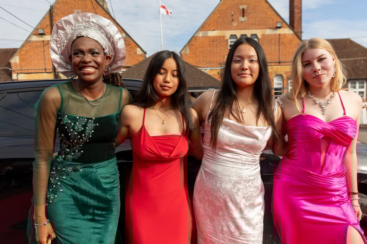 Gordon's School Prom