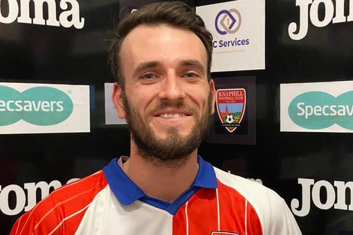 Ross Cheek has joined Knaphill for the 2024-25 season