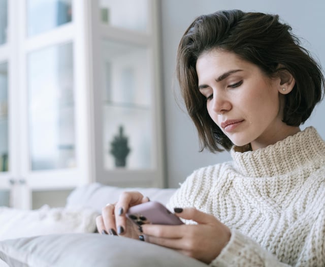 Surrey receives £300,000 for women's gambling aid project 