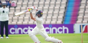 Burns pays tribute to Thorpe with match-winning double century 