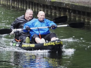 'Two Old Blokes in a Kayak' tackle Basingstoke Canal to help wildlife