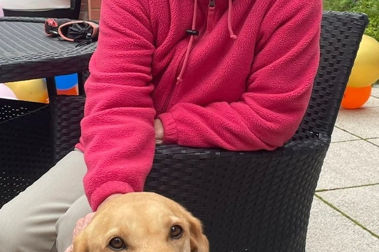 Val and Isla take a break 
