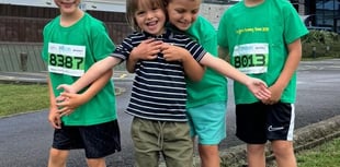 'George's running team' raises £2,000 to thank cancer hospital