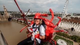 Horsell mum comes out of her shell for charity abseil ...