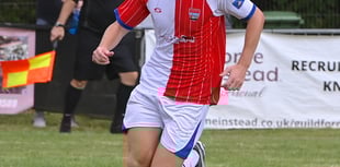 Knappers beat Balham, but Yellas slip to defeat at Moneys