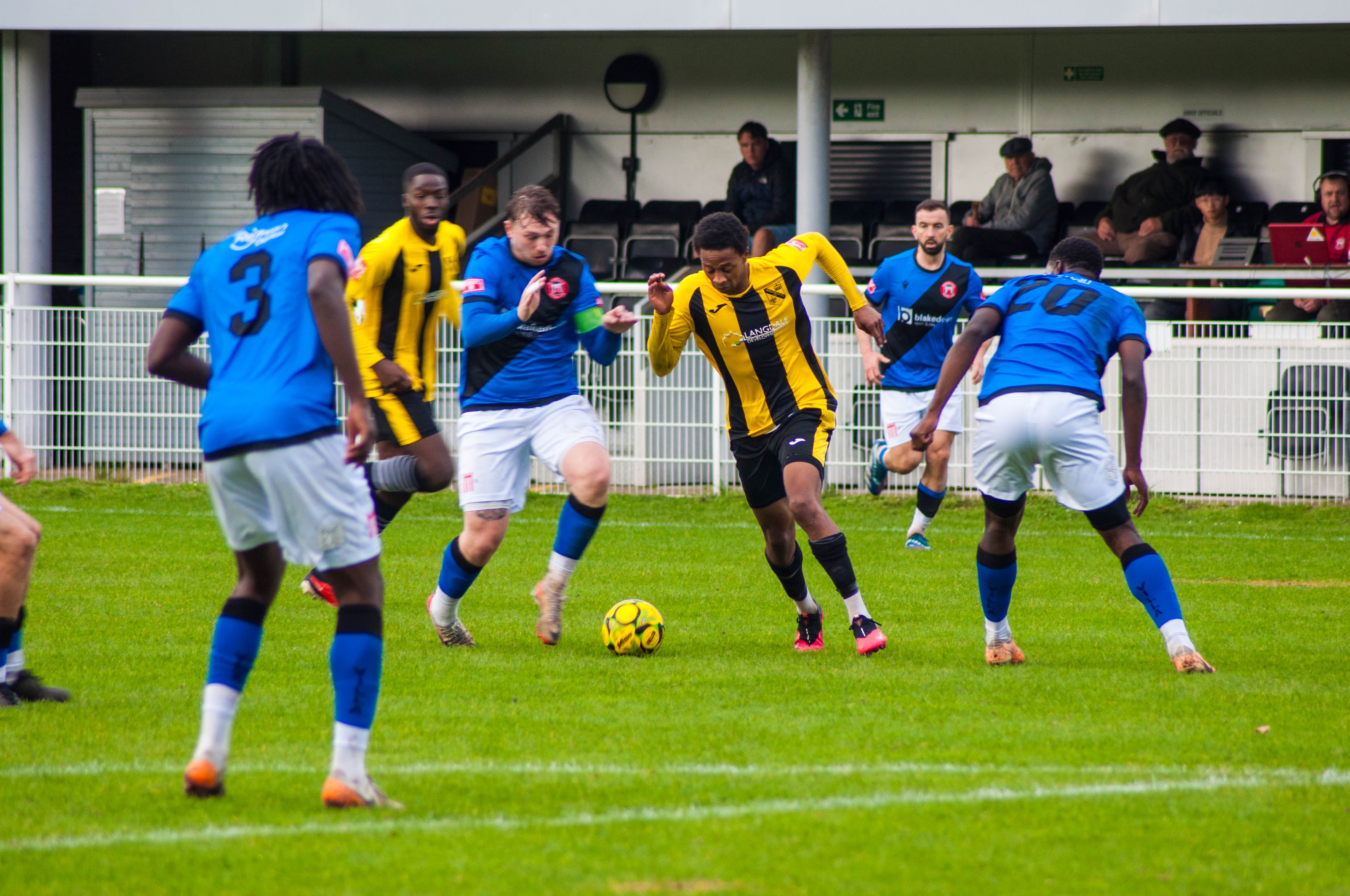 Knappers beat City to claim bragging rights, but Yellas slip to defeat ...