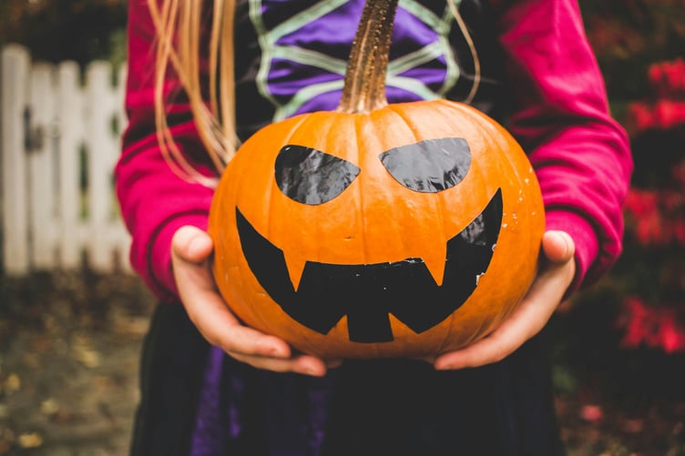 Pic: Don’t carve, decorate, then dine this Halloween. Source: Julia Raasch on Unsplash.