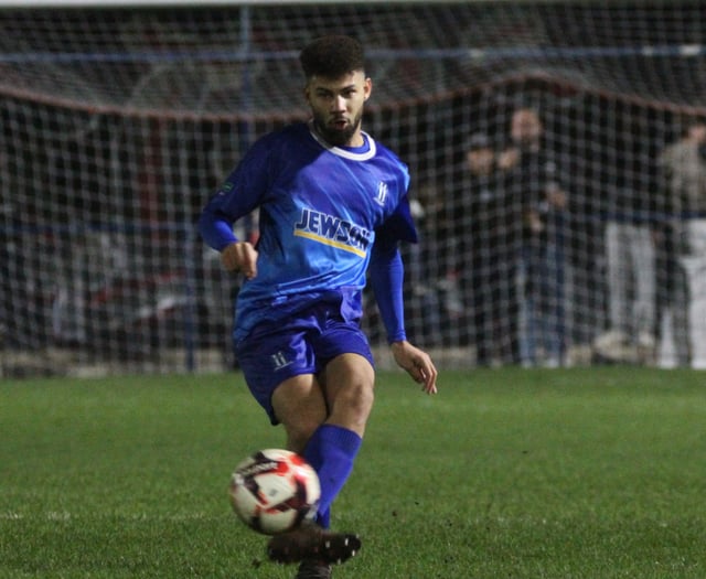 Sheers fall to heavy defeat at Corinthian-Casuals