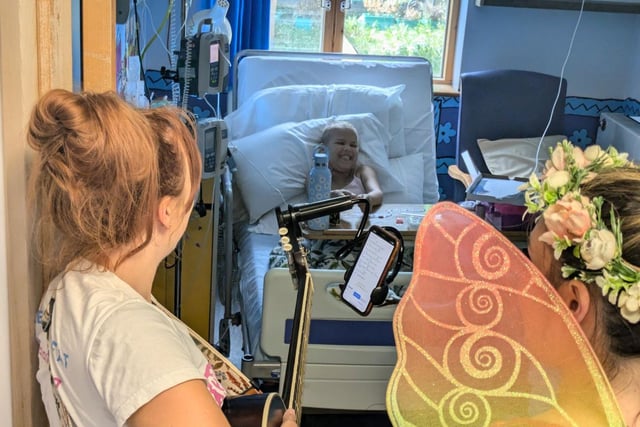 Entertainers bring joy to children in St Peter's Hospital 
