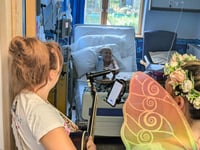 Entertainers bring joy to children in St Peter's Hospital 