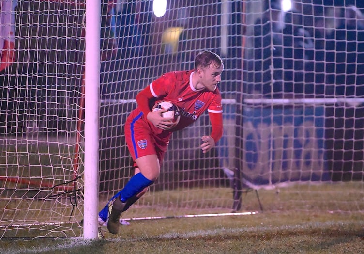 Knaphill v AFC Whyteleafe, December 3rd 2024.