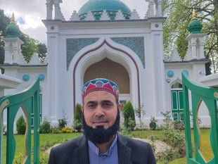 Shah Jahan imam pays tribute to Sara
