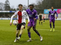 Ward signs new deal to remain with Cards