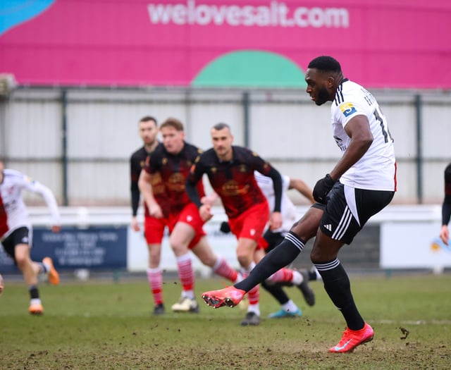 Cardinals held to draw by Lambs