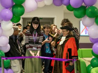 Hoe Valley School opens new extension