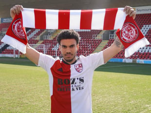 Cards sign midfielder on loan from Championship outfit