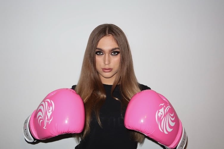 Beauty queen, Rheanna Cartier, who has swapped the catwalk for the boxing ring. Release date March 24 2025. A glamorous beauty queen swapped the catwalk for the boxing ring to fight in her first ever match and prove she's "more than her looks".  A glamorous beauty queen swapped the catwalk for the boxing ring to fight in her first ever match - and won. Rheanna Cartier, 21, was left a "shy and awkward" teenager after being bullied at school but had the last laugh by becoming an international bikini model. And now she's fought back against the bullies one step further after stepping into the boxing ring for her first ever fight.