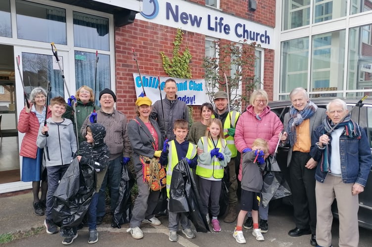 Litter Pick with Woking Mayor
