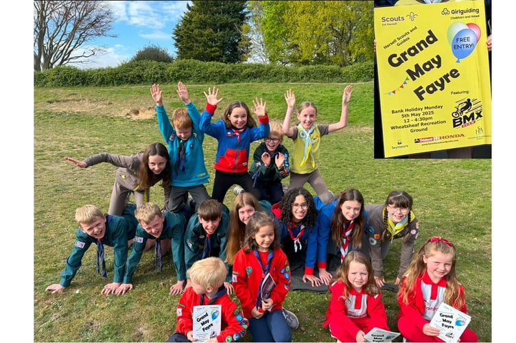 Horsell May Fayre human pyramid