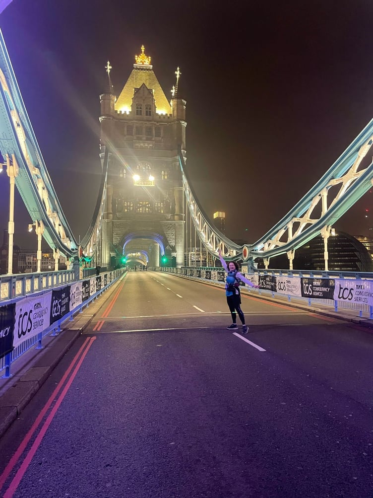 Andrea Duggan runs Reverse London Marathon