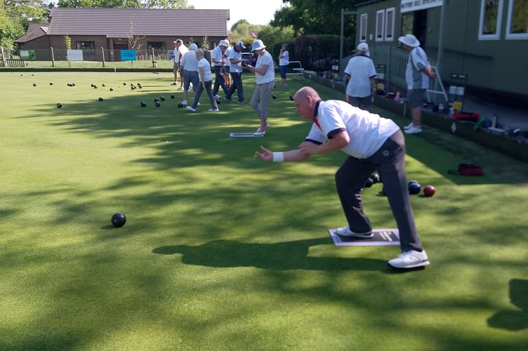 Mayford Hall Bowls Club had some mixed results