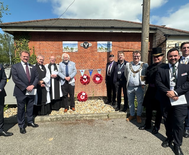 Help bring town's historic signal box back to life!