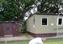 Mayford Hall Bowls Club beat Yateley but lose against West Byfleet