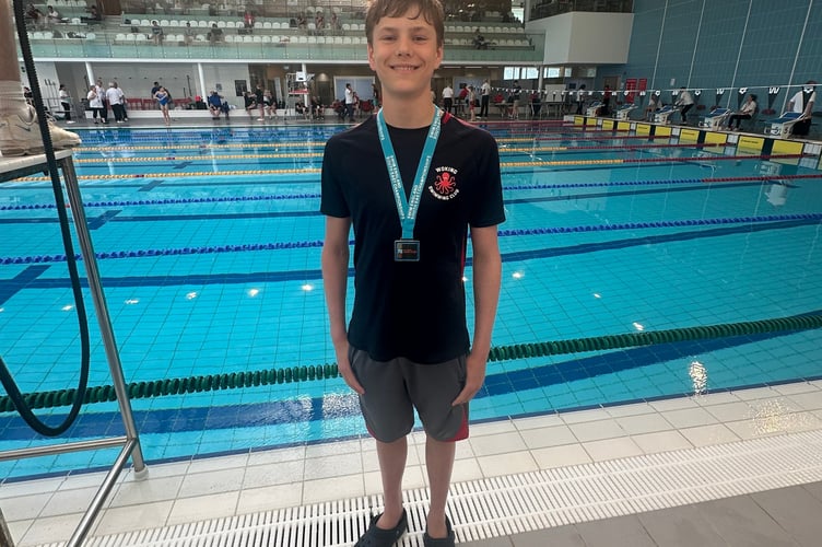 Woking Swimming Club swimmer with medal, South East Regionals Age Group Championships, Winchester, May 30th 2025.