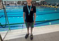 Gold for Woking swimmer Josh Hutchinson in regional championship