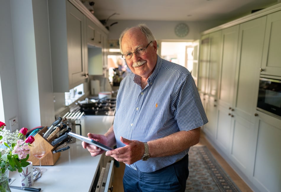 Surrey Hills residents create broadband network