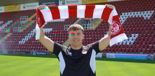 Cards keeper signs new two-year deal