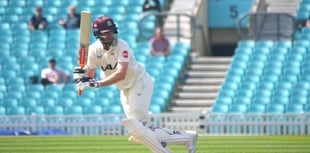 Sibley’s epic steers Surrey to record score