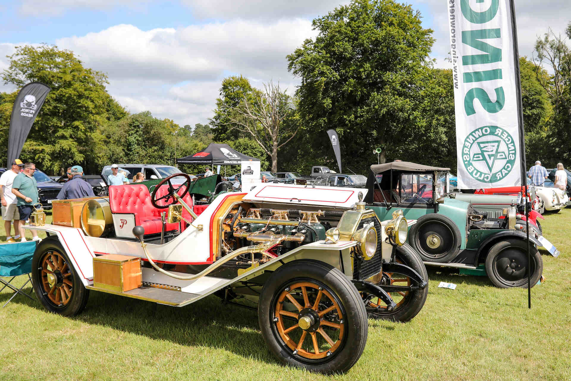 Phyllis Tuckwell revs up for motor show comeback | wokingnewsandmail.co.uk