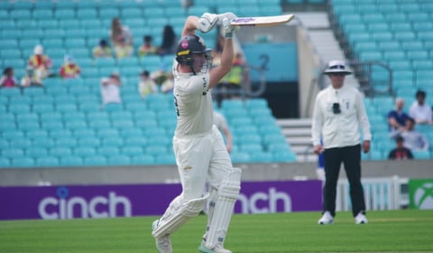Surrey beat Durham to strengthen lead in title race