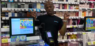 Singing store worker is a smash hit with Woking town centre shoppers