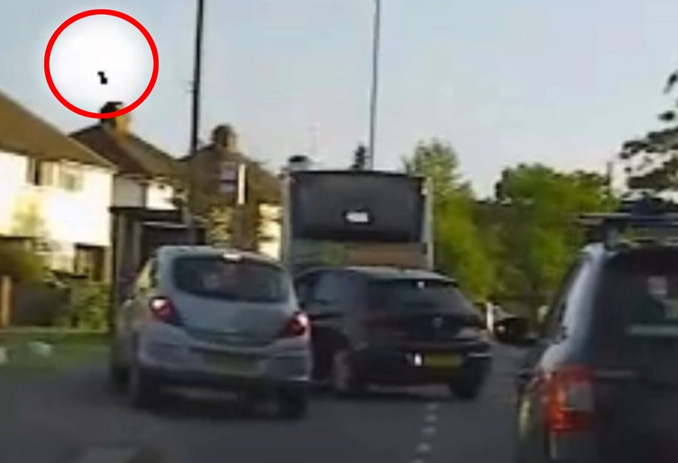 WATCH: Surrey drug dealer hurls cocaine from window after police stop