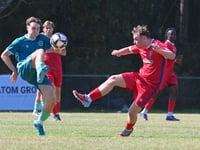 Knaphill fall to narrow defeat against Fleet Town