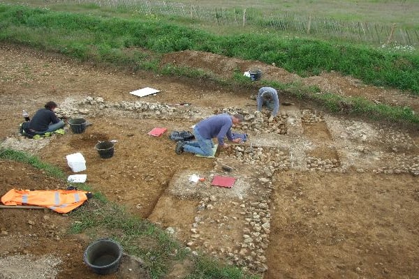 Excavation of the Roman building at Fetcham