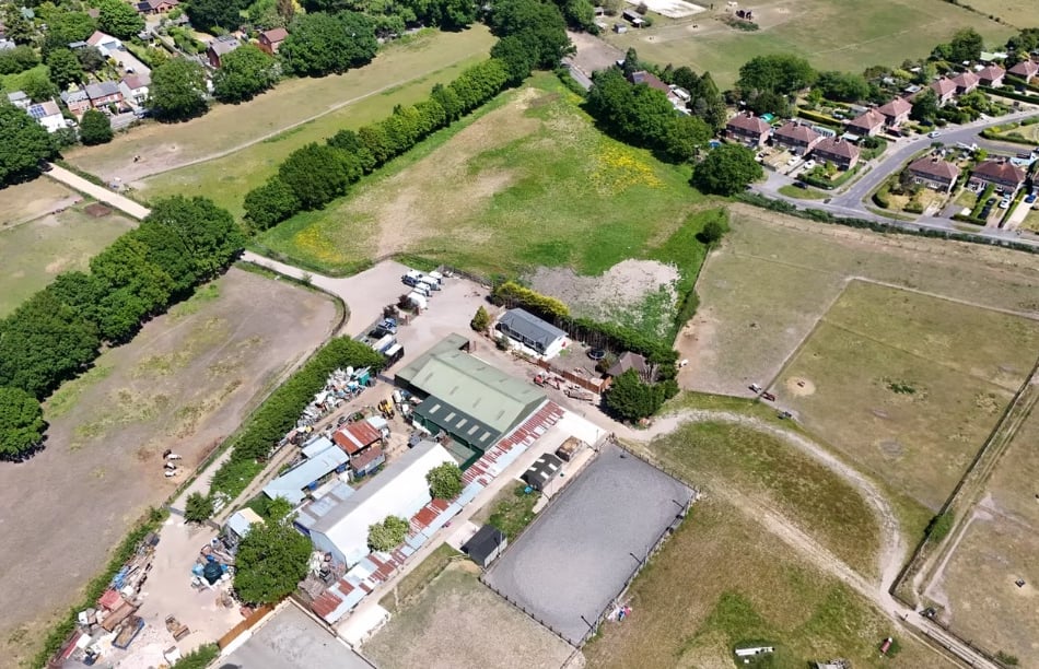 Hundreds of homes planned for former farmland
