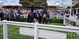 A Bit Of Spirit triumphs in thrilling Sandown Park finish