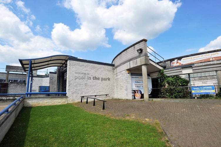 Woking\'s Pool in the Park.