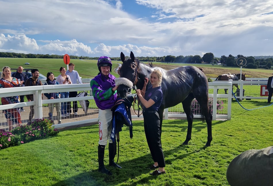 Caoillin Quinn claims victory at Epsom in Jump Jockeys Derby