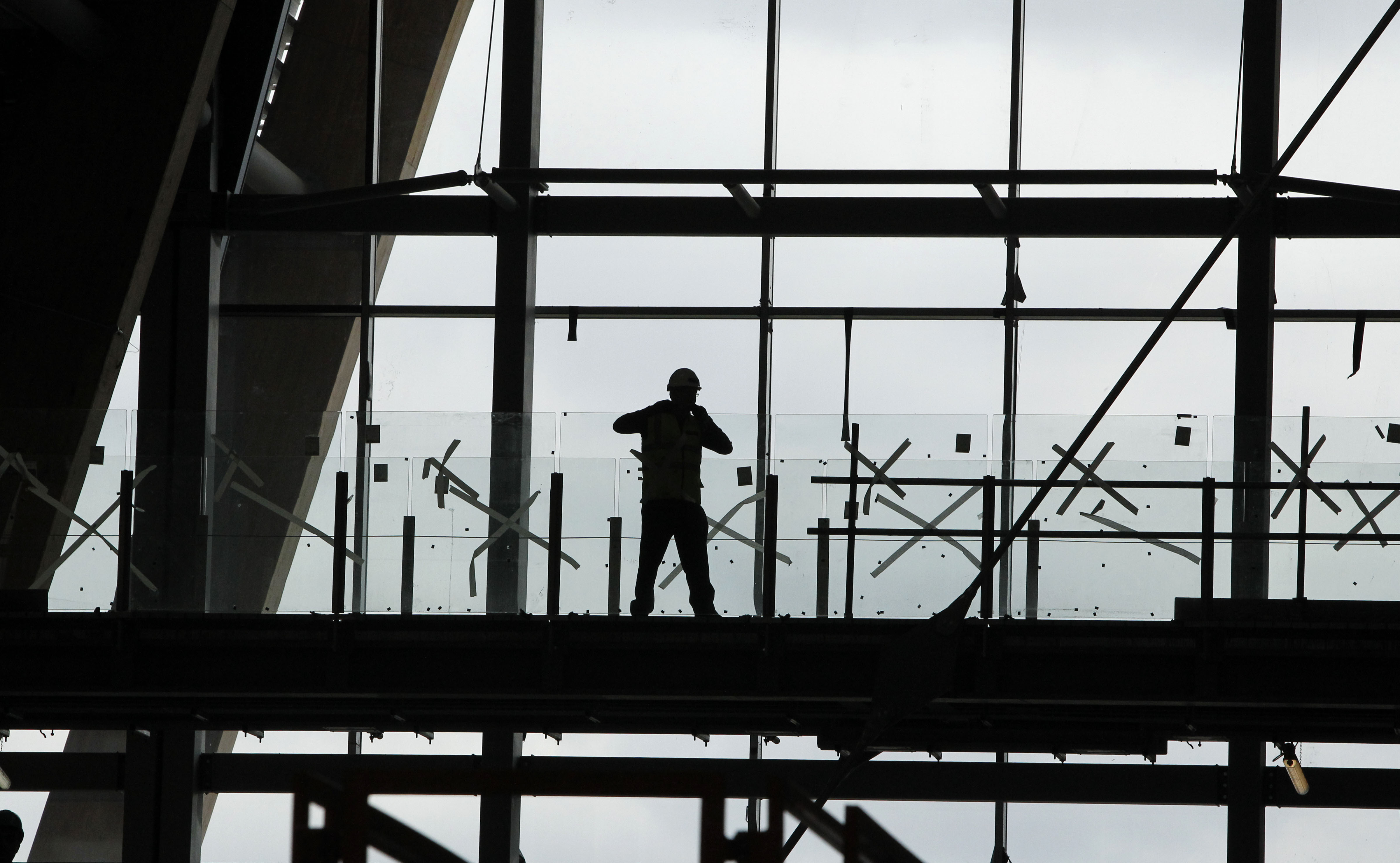 Hundreds of people in Woking starting apprenticeships – as number reaches record high in England