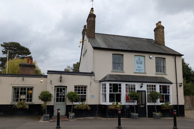 Crown Horsell Good Beer Guide