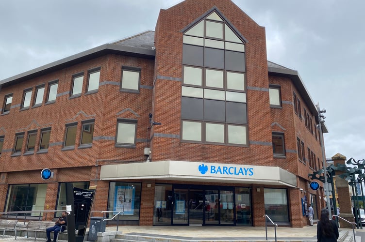 WNM Barclays Woking Jubilee Square