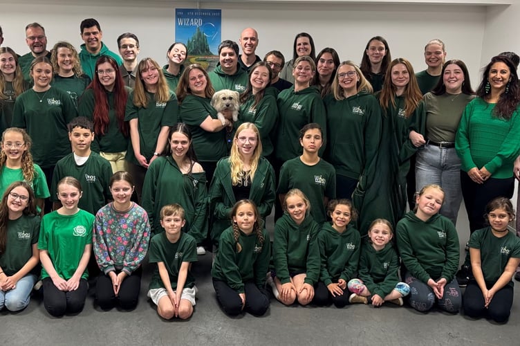 WAOS Wizard of Oz cast